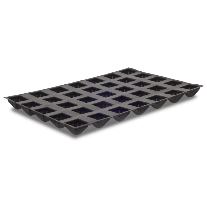Flexipan Medium Pyramid - 35 Forms